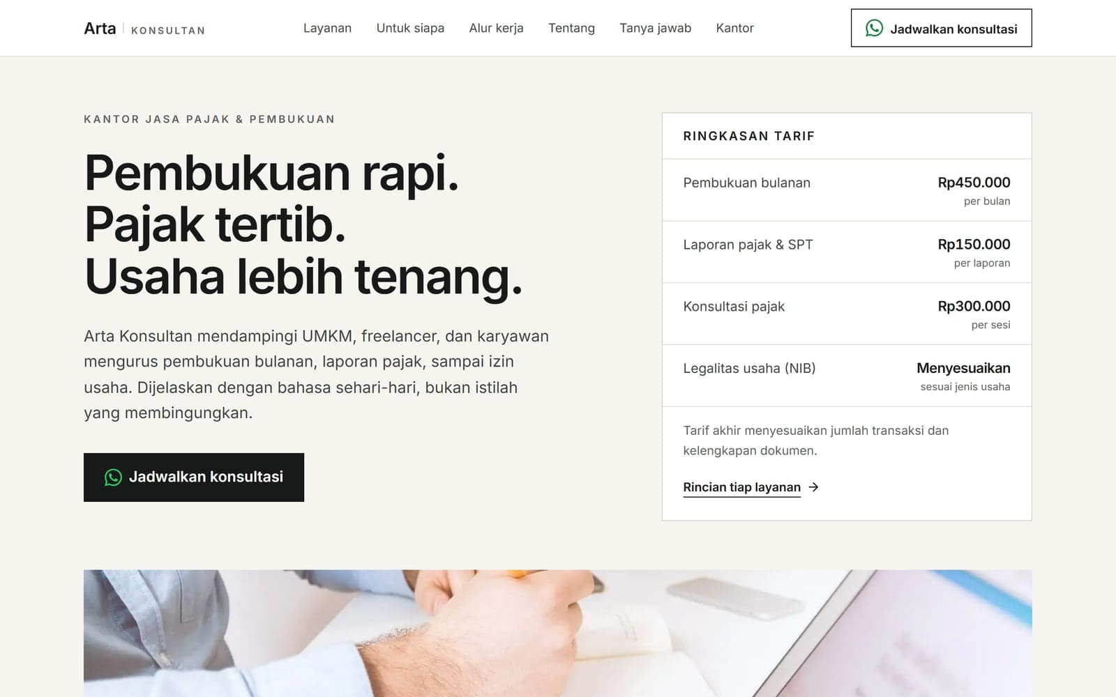 Halaman utama contoh website konsultan Arta Konsultan
